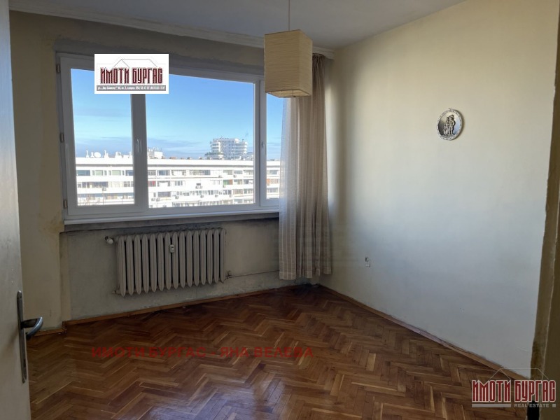 Продава 3-СТАЕН, гр. Бургас, Център, снимка 4 - Апартаменти - 52831141