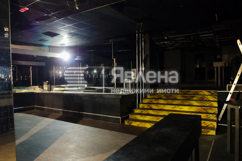 Продава ЗАВЕДЕНИЕ, гр. Пловдив, Център, снимка 4 - Заведения - 54876707