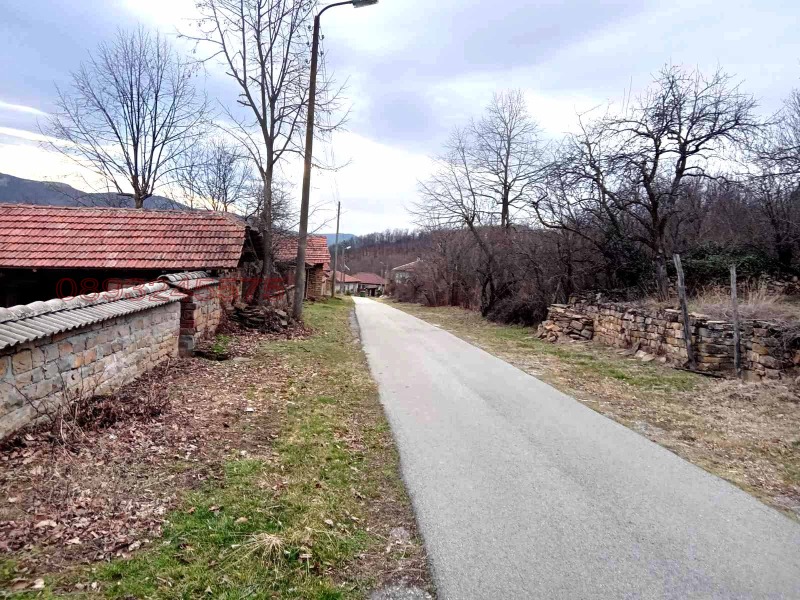 Продава ПАРЦЕЛ, с. Караиванца, област Габрово, снимка 2 - Парцели - 52785638