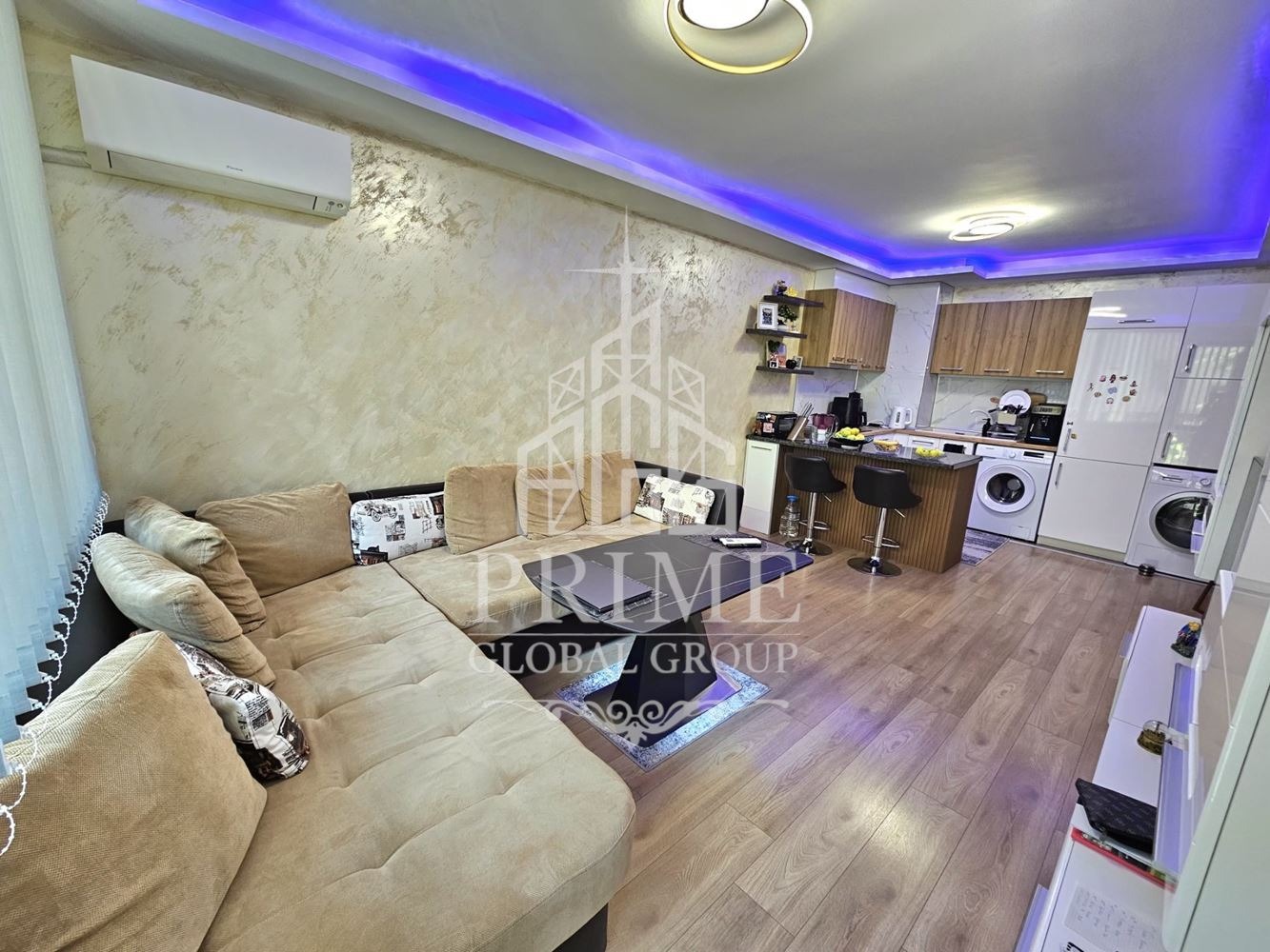 Продава 2-СТАЕН, гр. Варна, Зимно кино Тракия, снимка 2 - Апартаменти - 54687825
