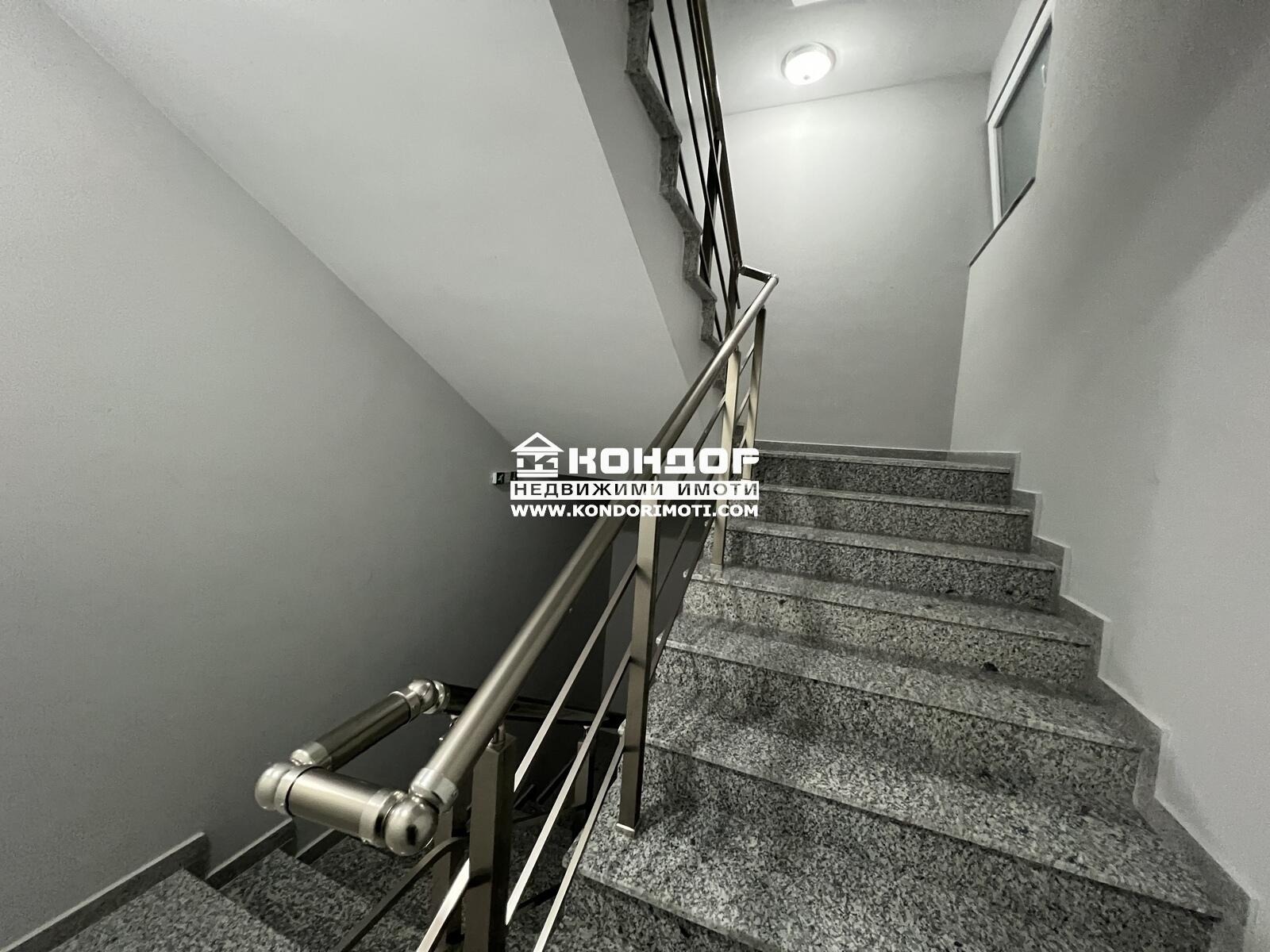 Продава 2-СТАЕН, гр. Пловдив, Остромила, снимка 7 - Апартаменти - 54792318