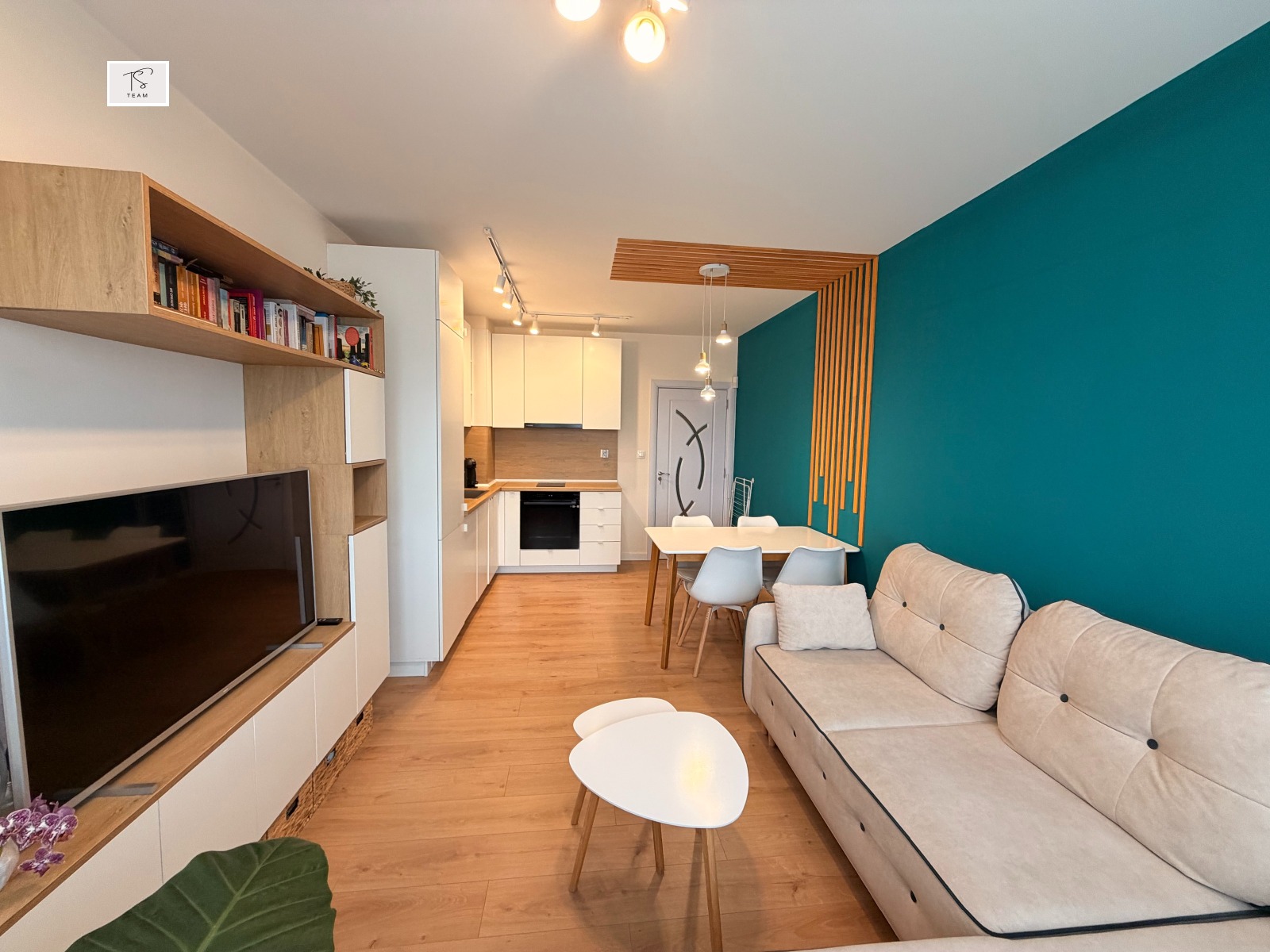 Продава 3-СТАЕН, гр. София, Дружба 2, снимка 2 - Апартаменти - 56004916