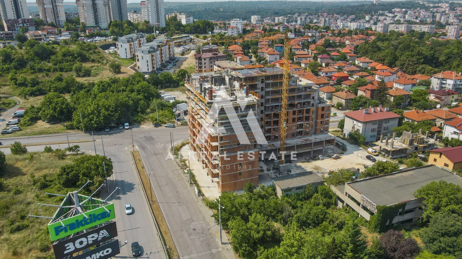 Продава МНОГОСТАЕН, гр. Плевен, Широк център, снимка 16 - Апартаменти - 50193202