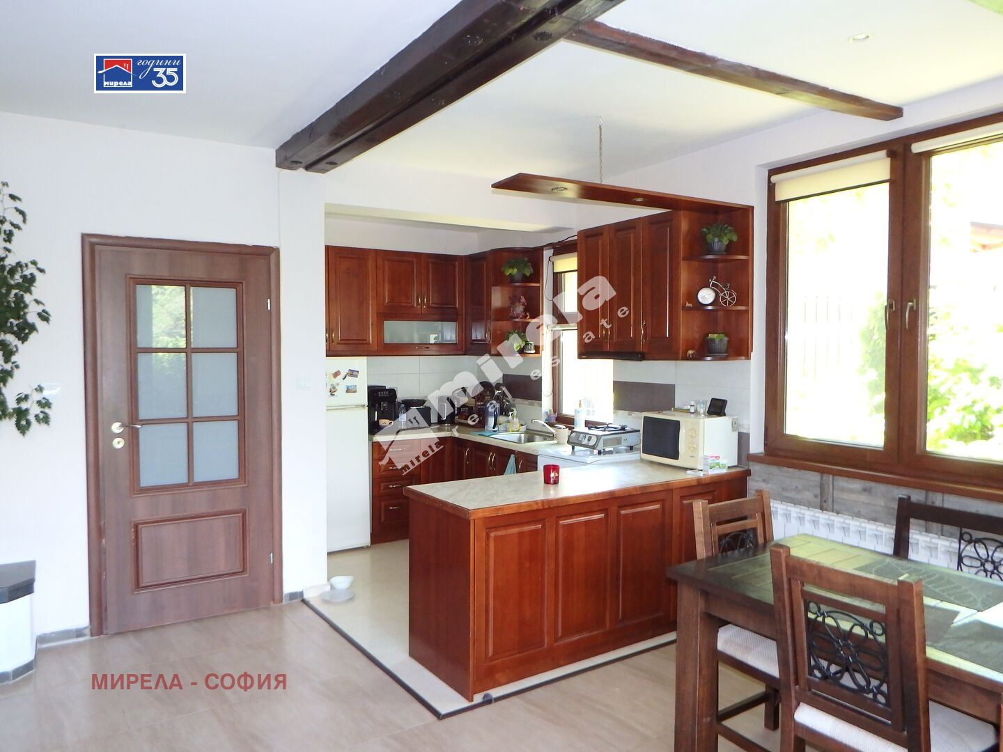 Продава КЪЩА, гр. София, с. Панчарево, снимка 2 - Къщи - 55025272