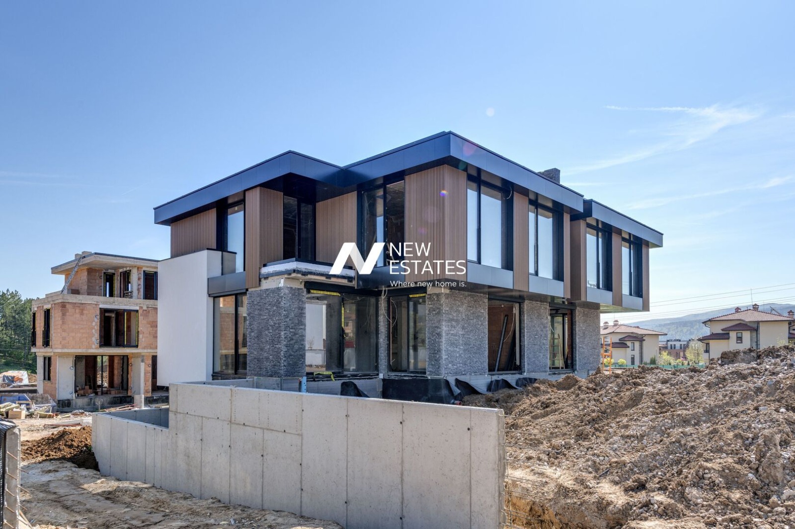 Продава КЪЩА, гр. София, м-т Камбаните, снимка 2 - Къщи - 55406431