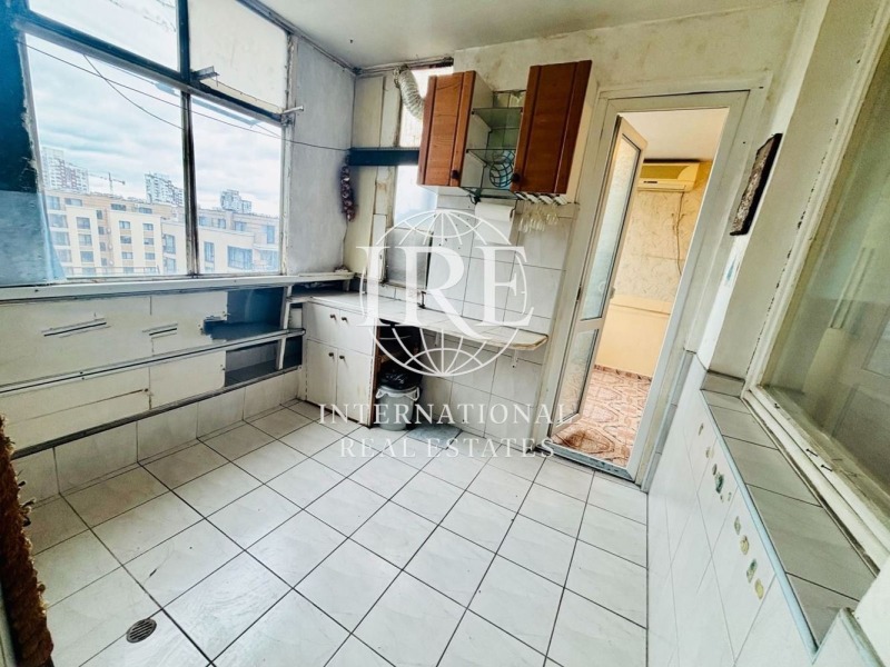 Продава  2-стаен град Варна , Възраждане 1 , 55 кв.м | 46698597 - изображение [7]