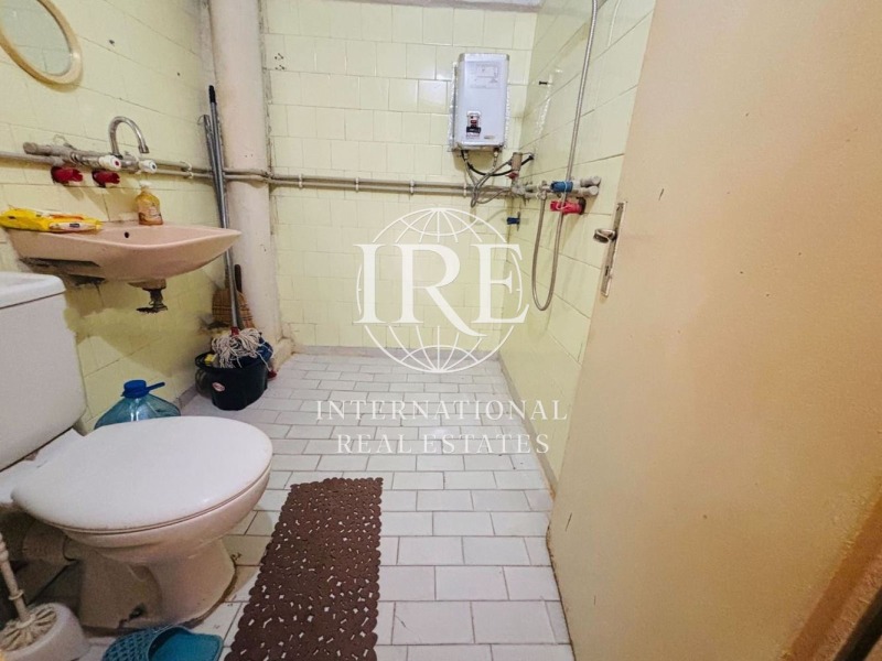 Продава  2-стаен град Варна , Възраждане 1 , 55 кв.м | 46698597 - изображение [6]