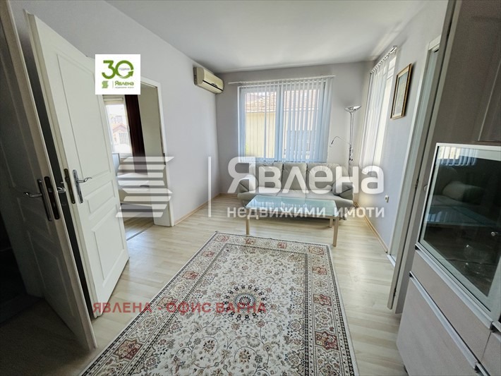 Продава  4-стаен град Варна , ВИНС-Червен площад , 147 кв.м | 14225735