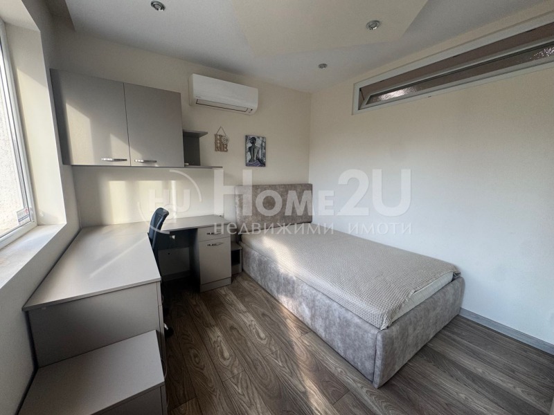 Продава 4-СТАЕН, гр. Варна, Младост 1, снимка 2 - Апартаменти - 52721524