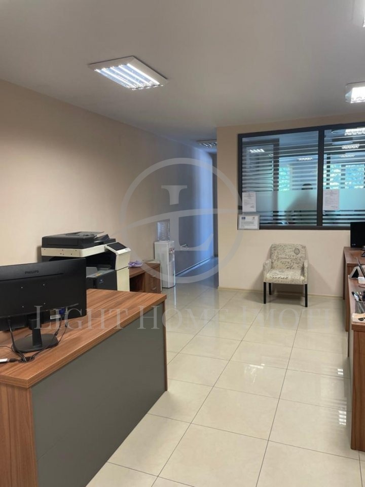 En venta  Oficina Plovdiv , Tsentar , 80 metros cuadrados | 31690510 - imagen [6]