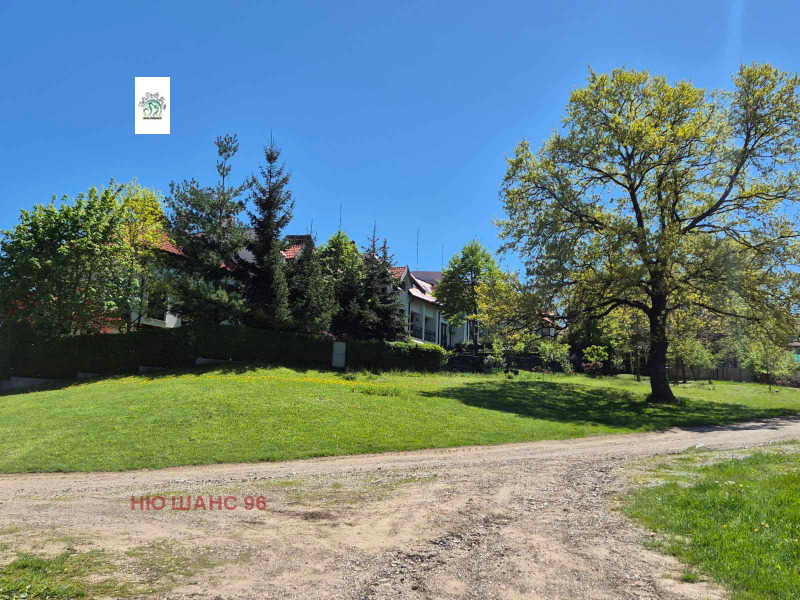 Продава  Парцел, град София, Симеоново •  990 000 EUR • ID 26473519 — holmes.bg - [1] 