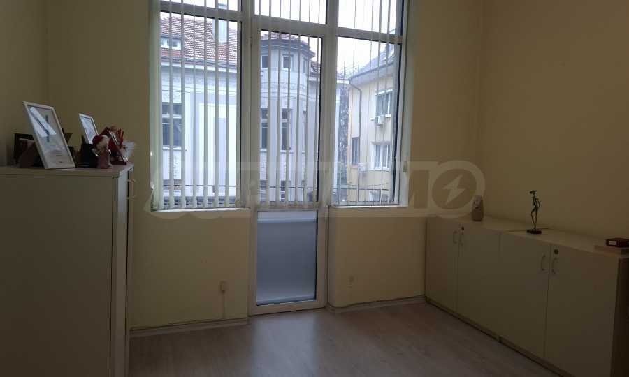 Продава 3-СТАЕН, гр. София, Център, снимка 2 - Апартаменти - 54024470