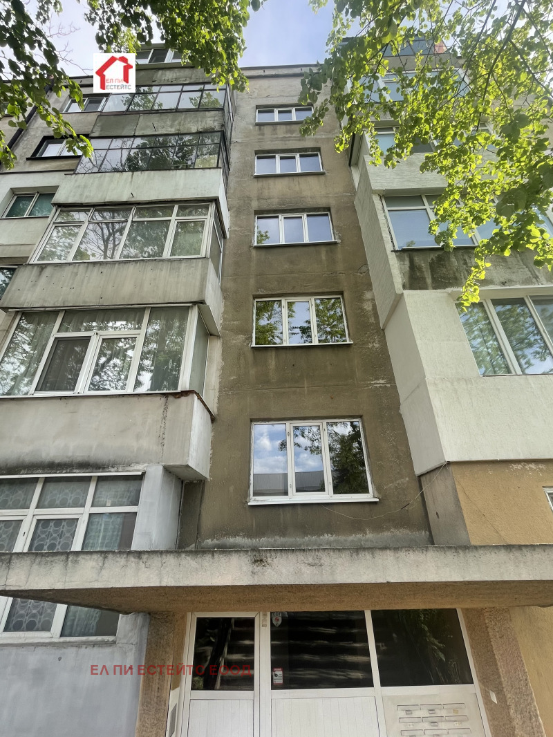 Продава  2-стаен град София , Хаджи Димитър , 60 кв.м | 58370437 - изображение [2]