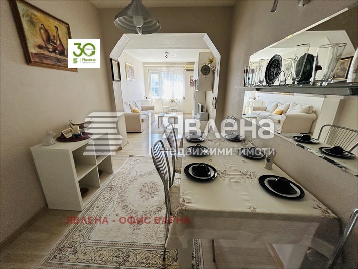 Продава 3-СТАЕН, гр. Варна, ВИНС-Червен площад, снимка 2 - Апартаменти - 53714415
