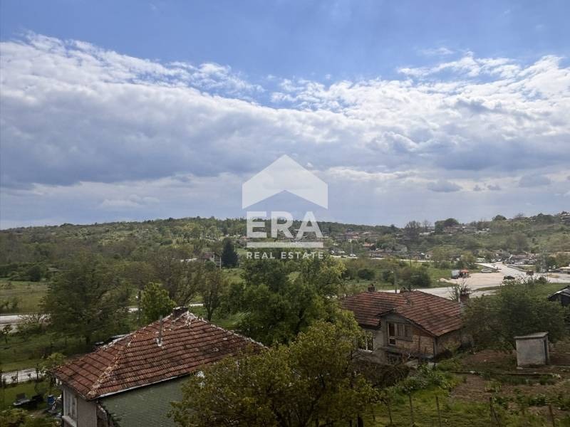 Продава ЕТАЖ ОТ КЪЩА, гр. Русе, в.з. Средна кула, снимка 12 - Етаж от къща - 54413986