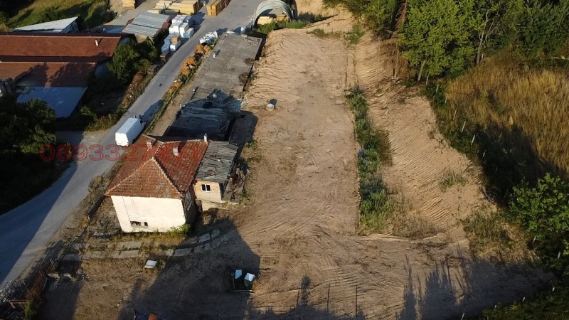 Продава ПРОМ. ПОМЕЩЕНИЕ, с. Средногорци, област Смолян