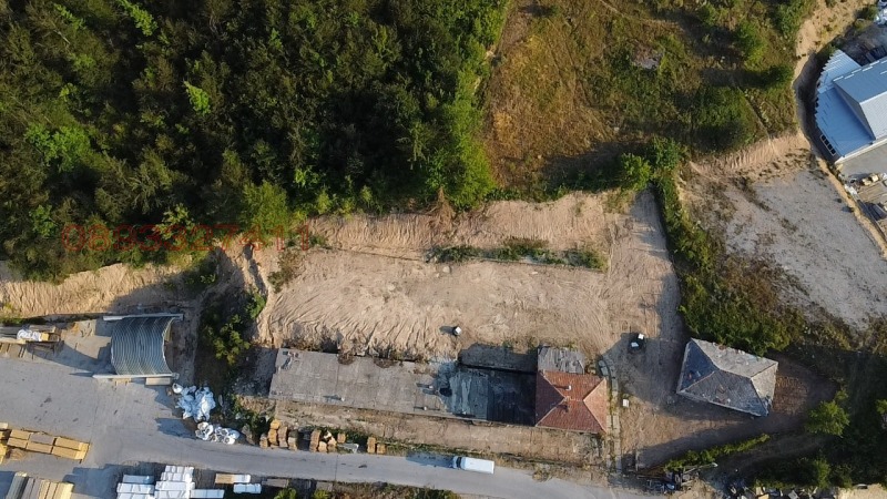 Продава ПРОМ. ПОМЕЩЕНИЕ, с. Средногорци, област Смолян, снимка 7 - Производствени сгради - 52779929