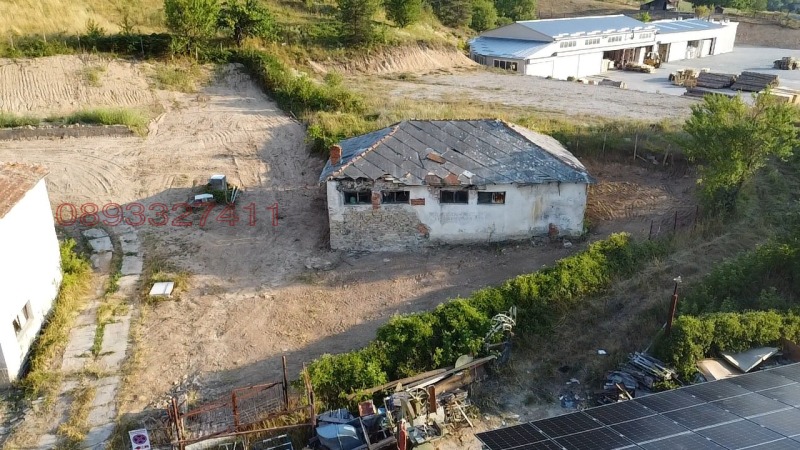 Продава ПРОМ. ПОМЕЩЕНИЕ, с. Средногорци, област Смолян, снимка 6 - Производствени сгради - 52779929