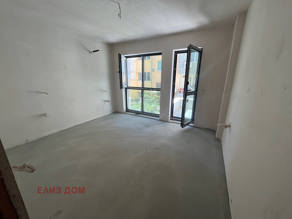 Продава 3-СТАЕН, гр. Варна, Окръжна болница-Генерали, снимка 3 - Апартаменти - 55937956