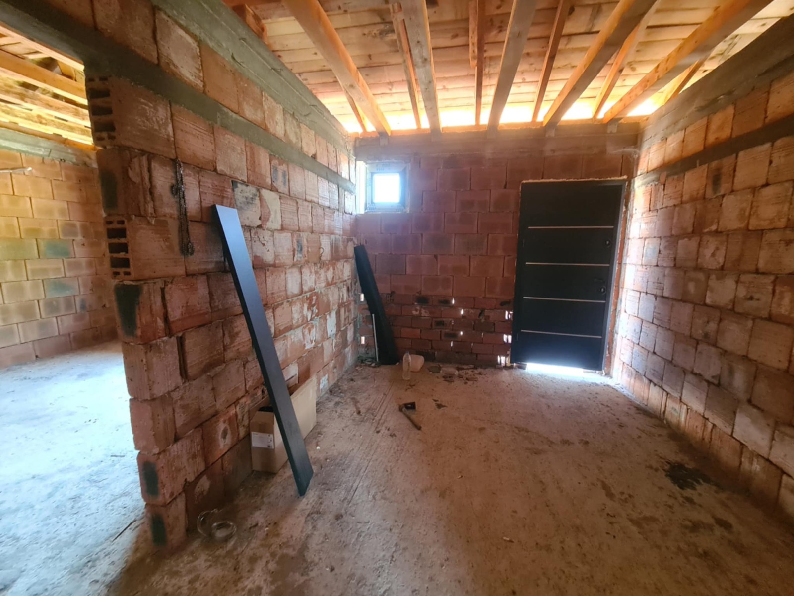 Продава КЪЩА, гр. Хасково, Промишлена зона - Юг, снимка 10 - Къщи - 53652049