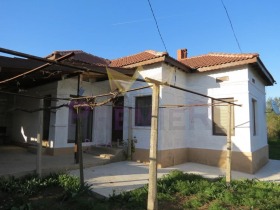 Casa Dropla, regiunea Dobrich 3