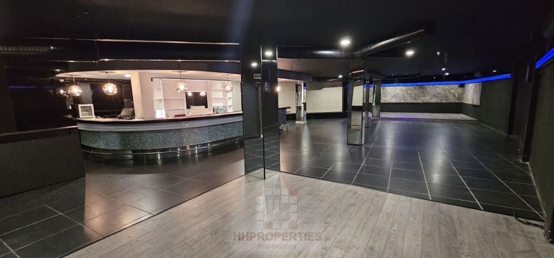 Te koop  Bar; Koffiebar Plovdiv , Karsjijaka , 296 m² | 40406037 - afbeelding [11]
