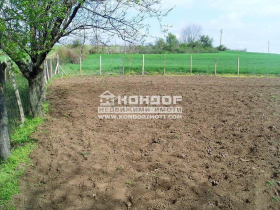Продава  Парцел, с. Браниполе