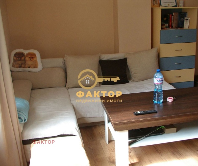 Продава  2-стаен град Пловдив , Въстанически , 65 кв.м | 33953821