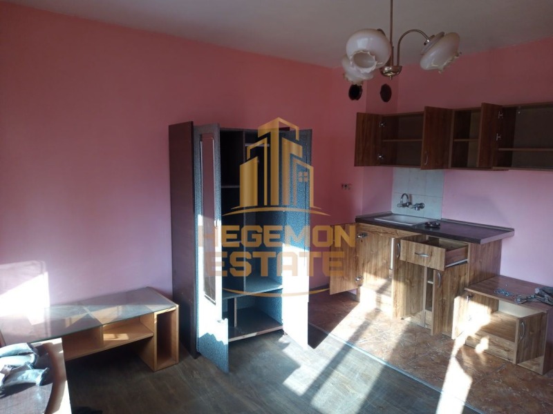 Продава 2-СТАЕН, град Варна, Колхозен пазар • 120000 € / 234699.60 лв. • 63853021 1