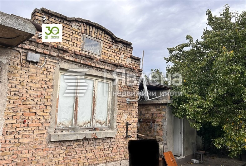 Продава КЪЩА, гр. Варна, Трошево, снимка 2 - Къщи - 48987016