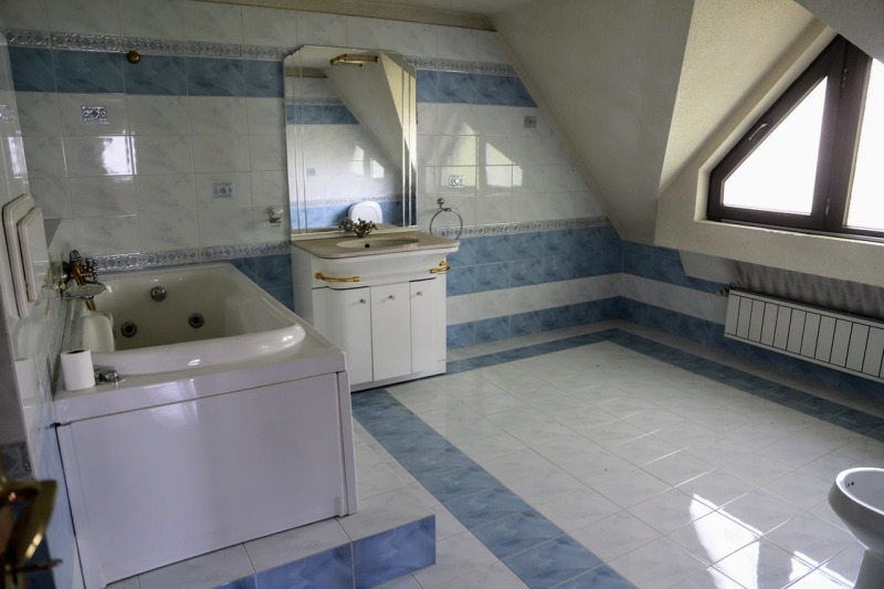 Te koop  Huis Sofia , Gorna banja , 1100 m² | 32882557 - afbeelding [16]