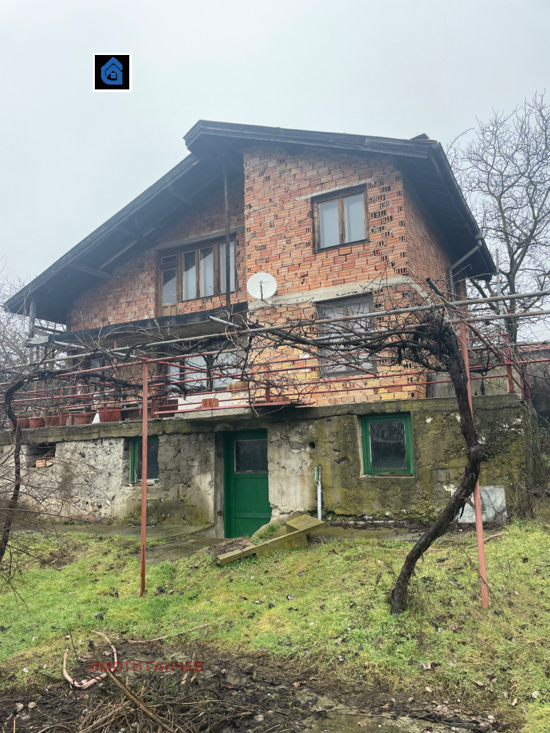 Продава КЪЩА, с. Змейово, област Стара Загора