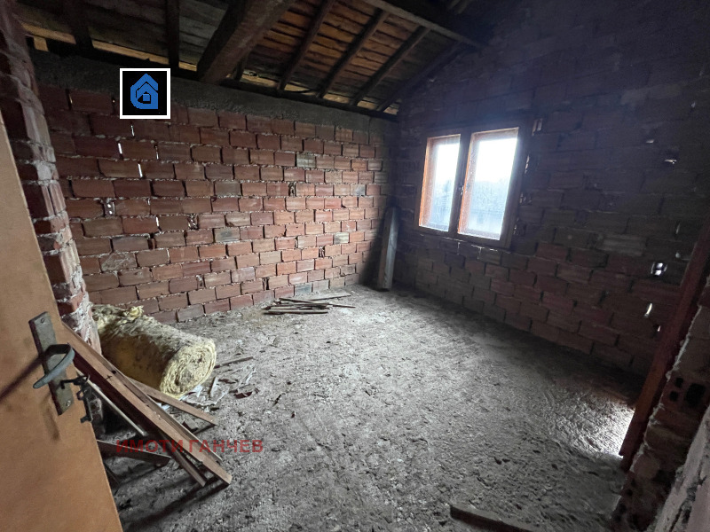 Продава КЪЩА, с. Змейово, област Стара Загора, снимка 8 - Къщи - 53463620