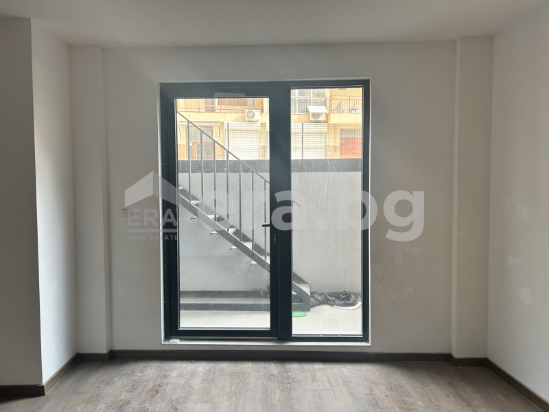 Продава БИЗНЕС ИМОТ, гр. Варна, Левски 1, снимка 3 - Други - 51910950