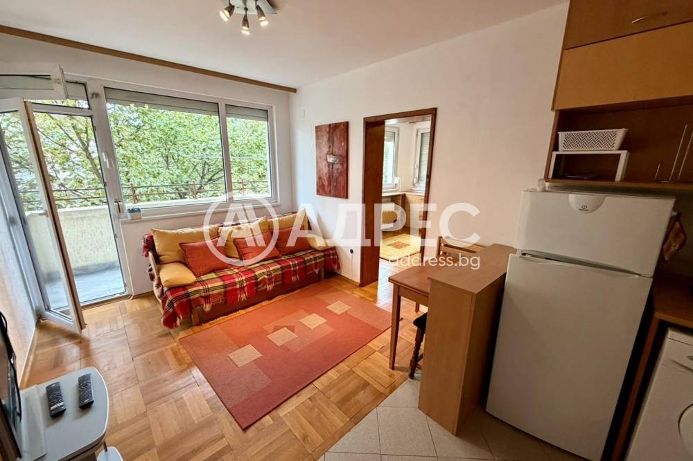 Продава 2-СТАЕН, гр. София, Изток, снимка 2 - Апартаменти - 56230042