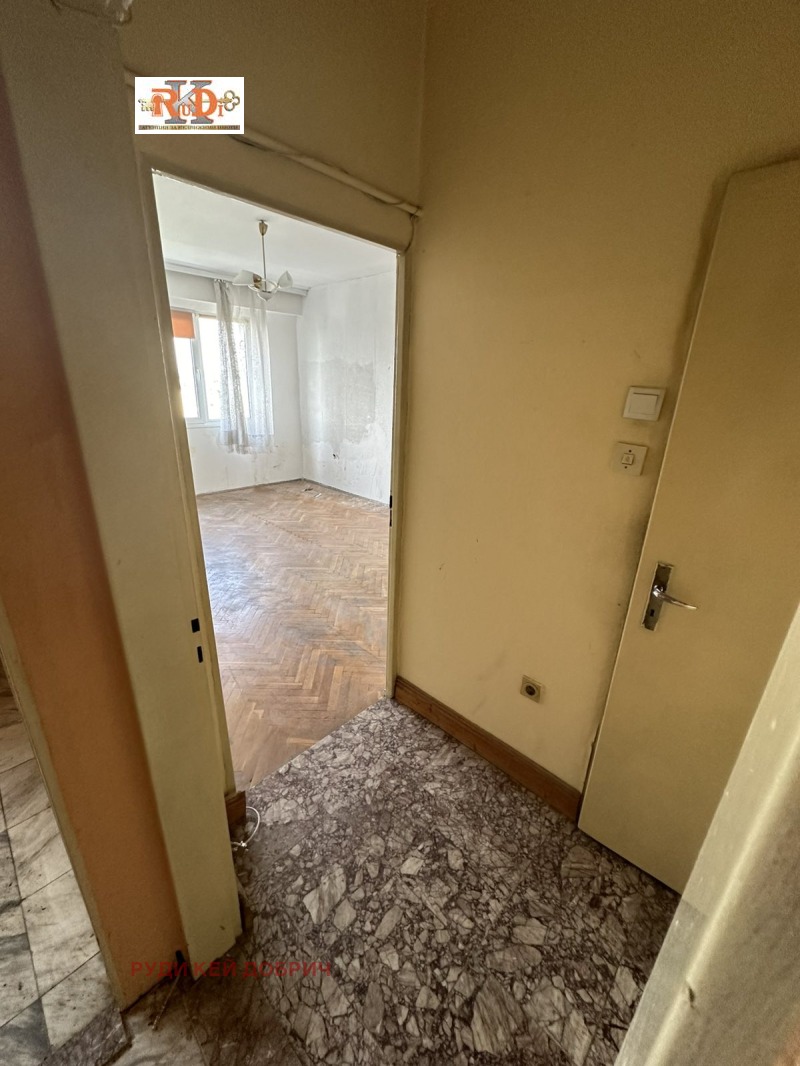 Продава 3-СТАЕН, гр. Добрич, Център, снимка 9 - Апартаменти - 52644834