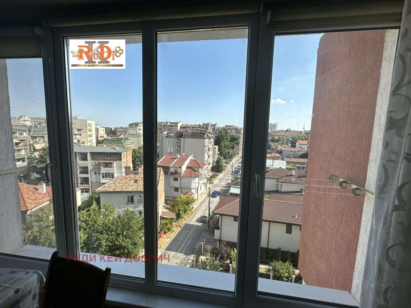 Продава 3-СТАЕН, гр. Добрич, Център, снимка 2 - Апартаменти - 52644834