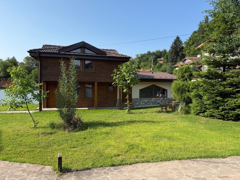 Продава  Къща област Перник , с. Рударци , 248 кв.м | 84305954