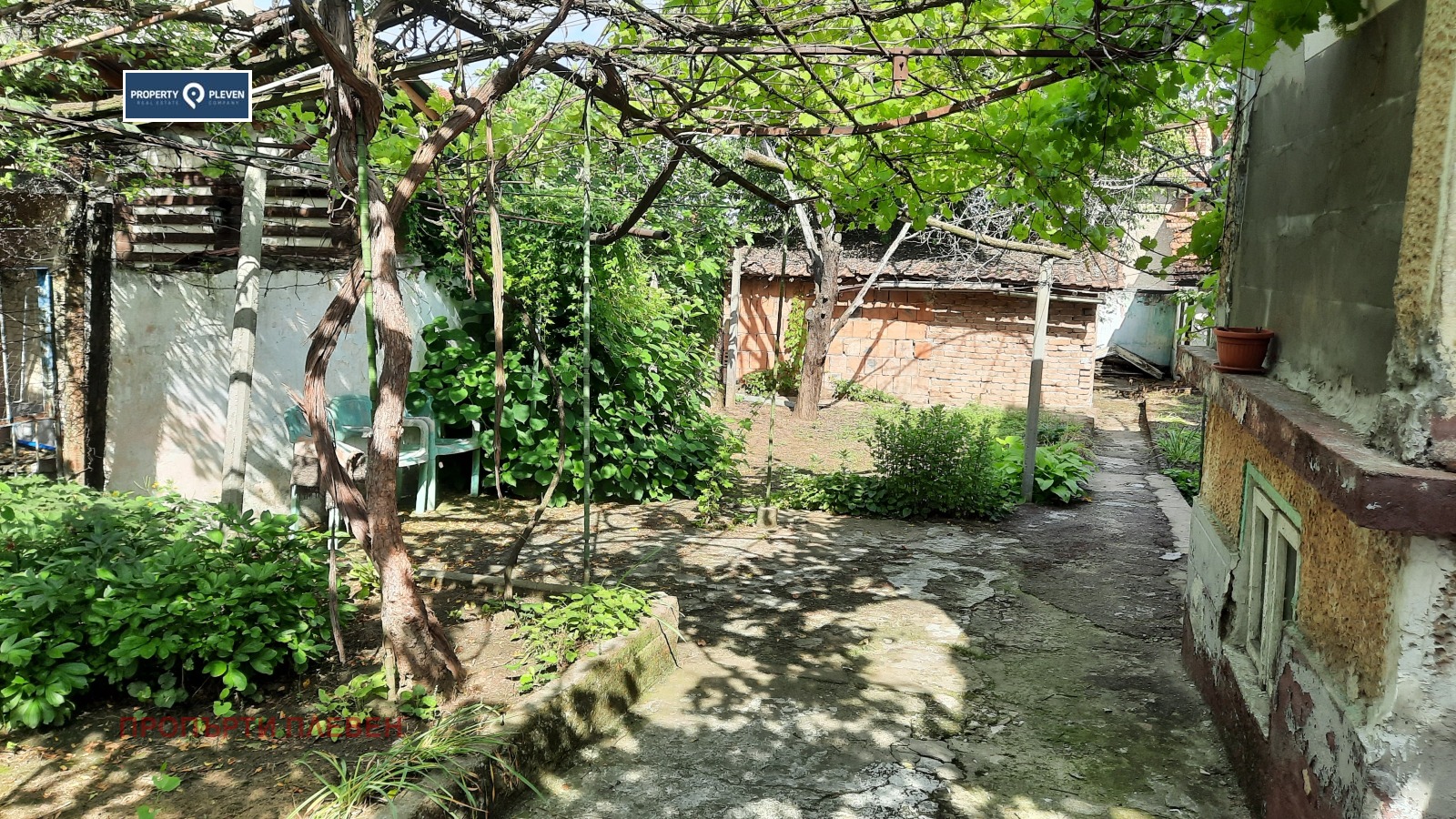 Продава КЪЩА, гр. Плевен, Широк център, снимка 4 - Къщи - 55686344