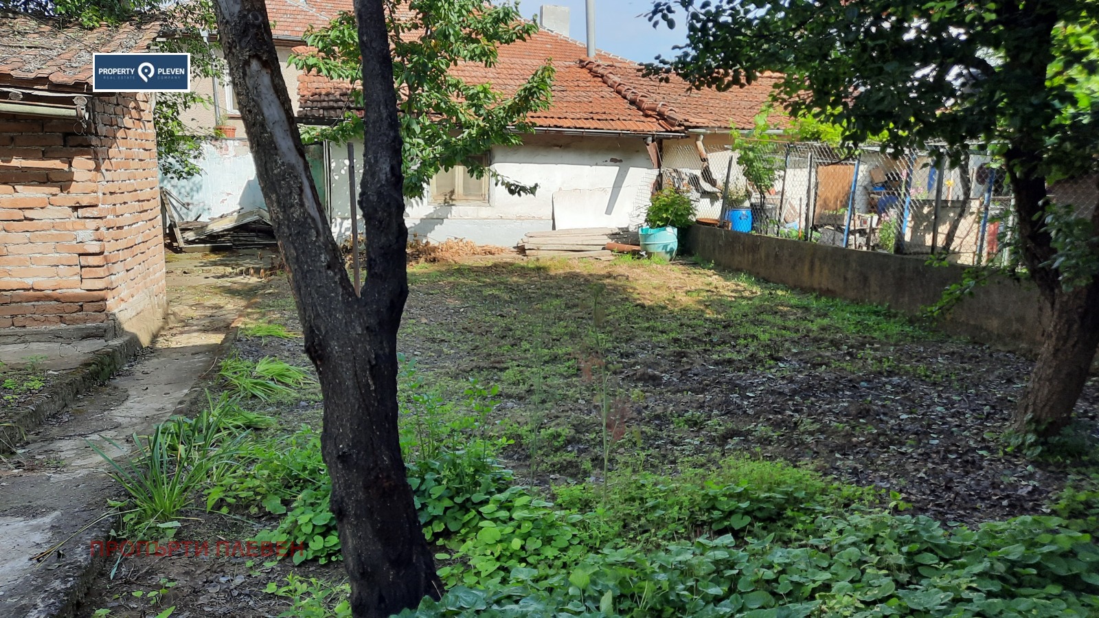 Продава КЪЩА, гр. Плевен, Широк център, снимка 3 - Къщи - 55686344