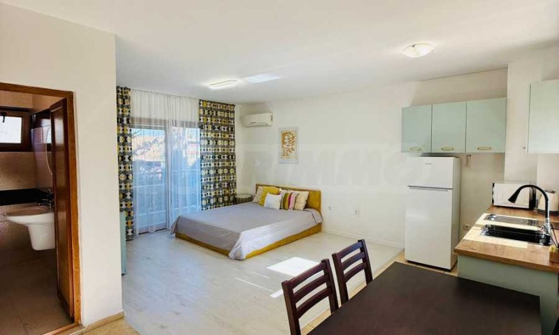 Продава 1-СТАЕН в област Варна, гр. Бяла - 39 кв.м / 53 000 € » 103 658.99 лв., СУПРИММО ОФИСИ В СТРАНАТА