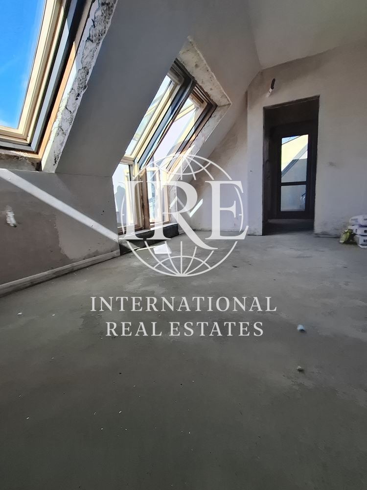 Продава 4-СТАЕН, гр. Варна, Окръжна болница-Генерали, снимка 3 - Апартаменти - 53813294