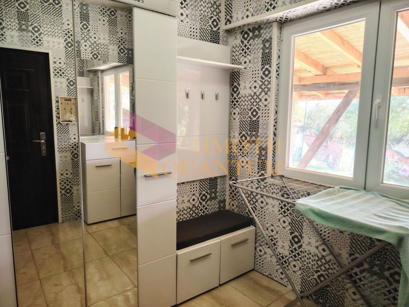 Продава КЪЩА, с. Царевци, област Варна, снимка 9 - Къщи - 48130351