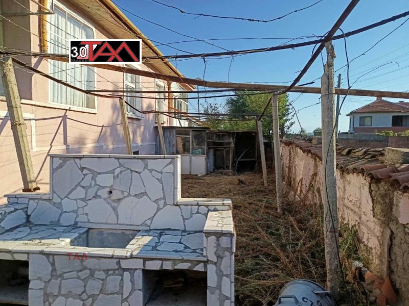 На продаж  Будинок область Пловдив , Съединение , 80 кв.м | 99364540