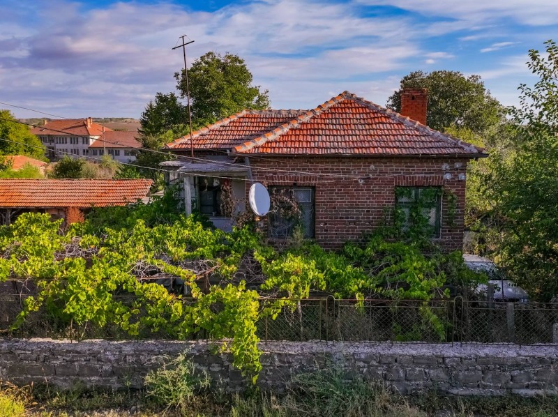 Продава  Къща област Бургас , с. Сърнево , 70 кв.м | 81353572