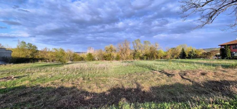 Продава ПАРЦЕЛ в област Габрово, гр. Севлиево - 5849 кв.м / 181 500 € » 354 983.15 лв., СУПРИММО ОФИСИ В СТРАНАТА