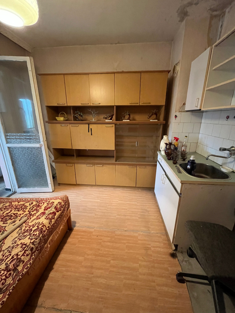 Te koop  1 slaapkamer Pernik , Teva , 67 m² | 29190358 - afbeelding [7]