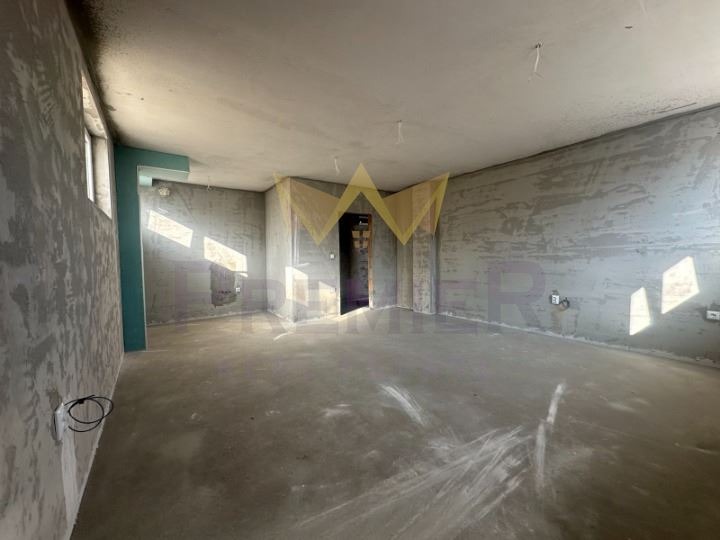 Продава ОФИС, гр. Варна, Изгрев, снимка 2 - Офиси - 52443413