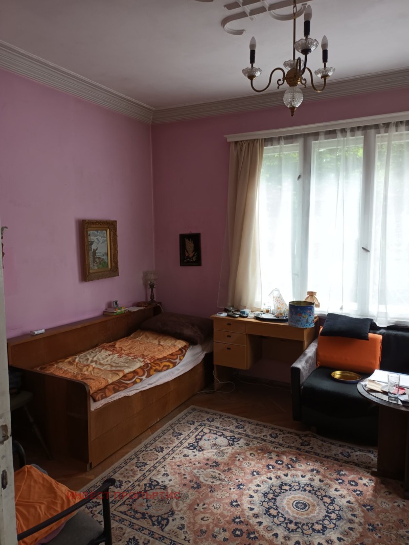 Продава  Етаж от къща град София , Гео Милев , 120 кв.м | 67620200 - изображение [4]