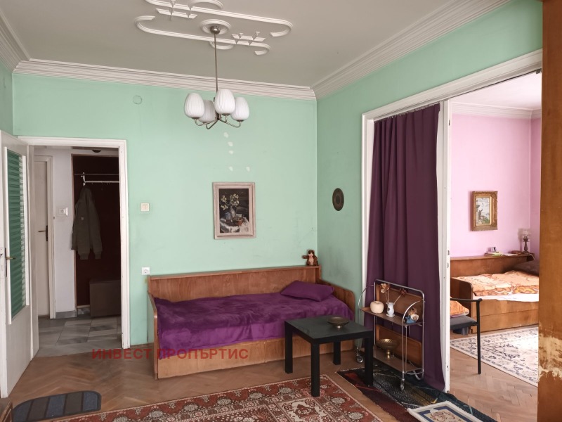 Продава  Етаж от къща град София , Гео Милев , 120 кв.м | 67620200 - изображение [9]